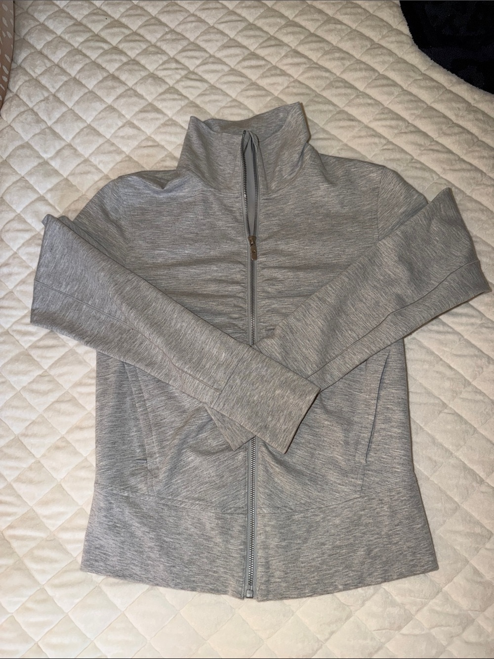 Lululemon gray jacket